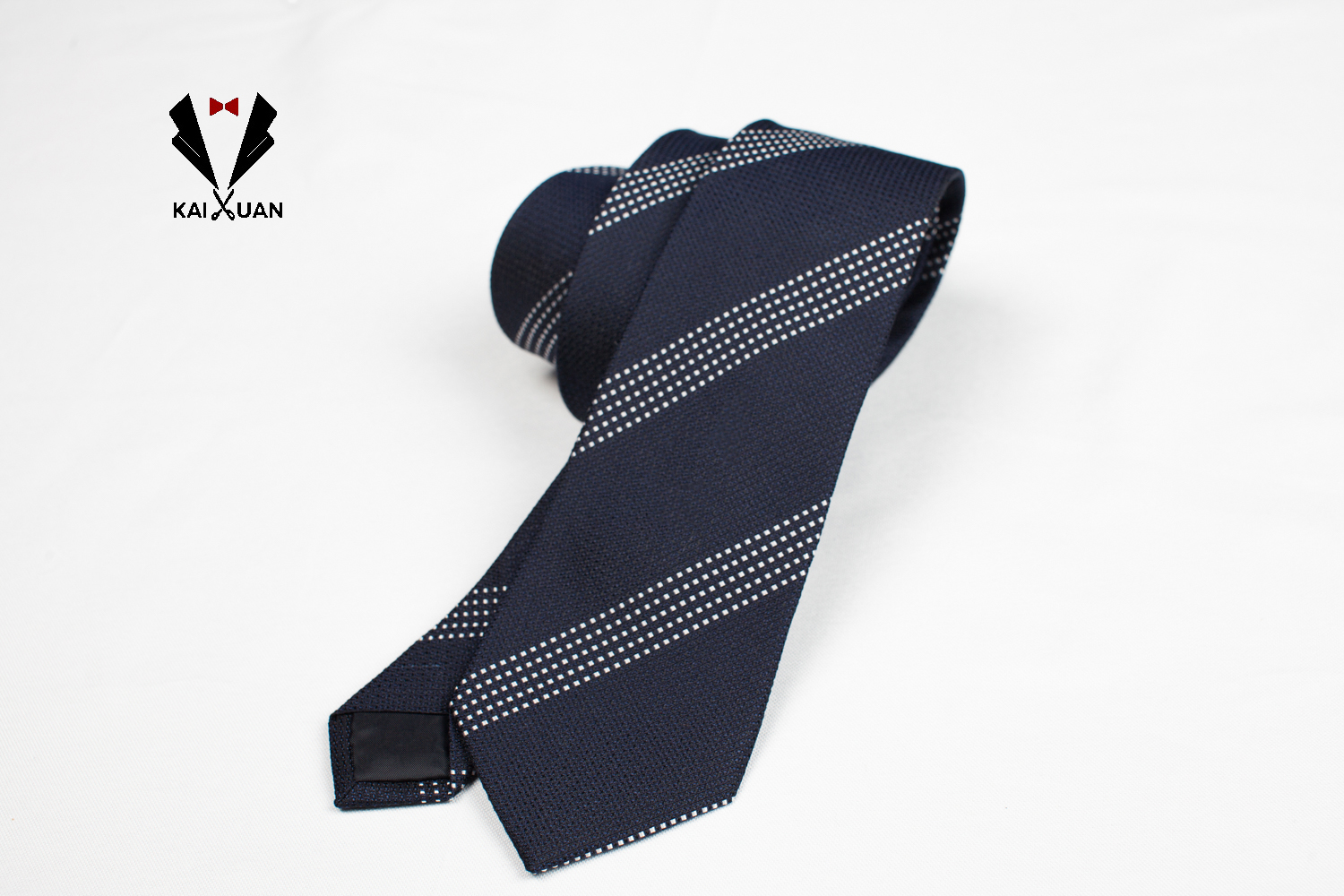 藍色斜紋領帶